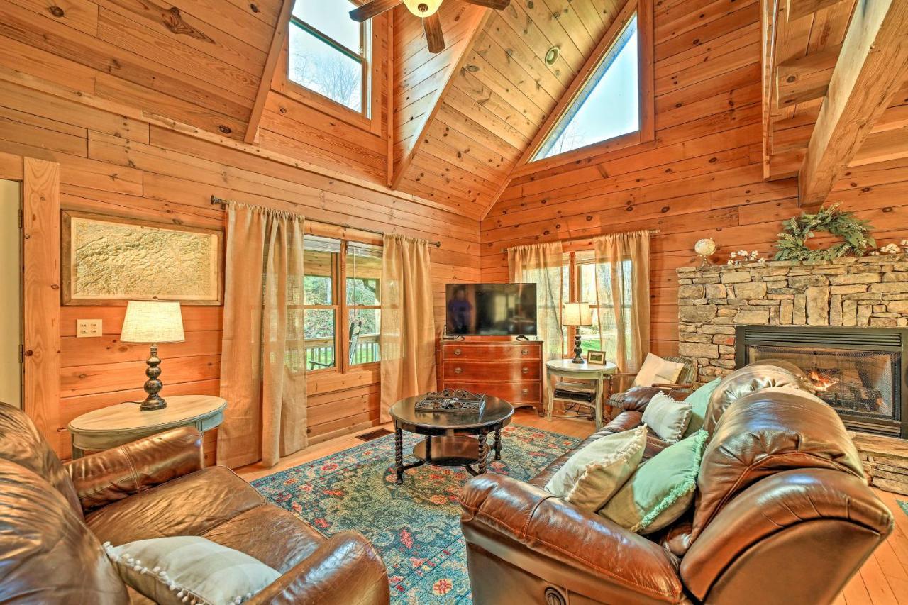 Creekside Bryson City Cabin With Private Hot Tub Bagian luar foto