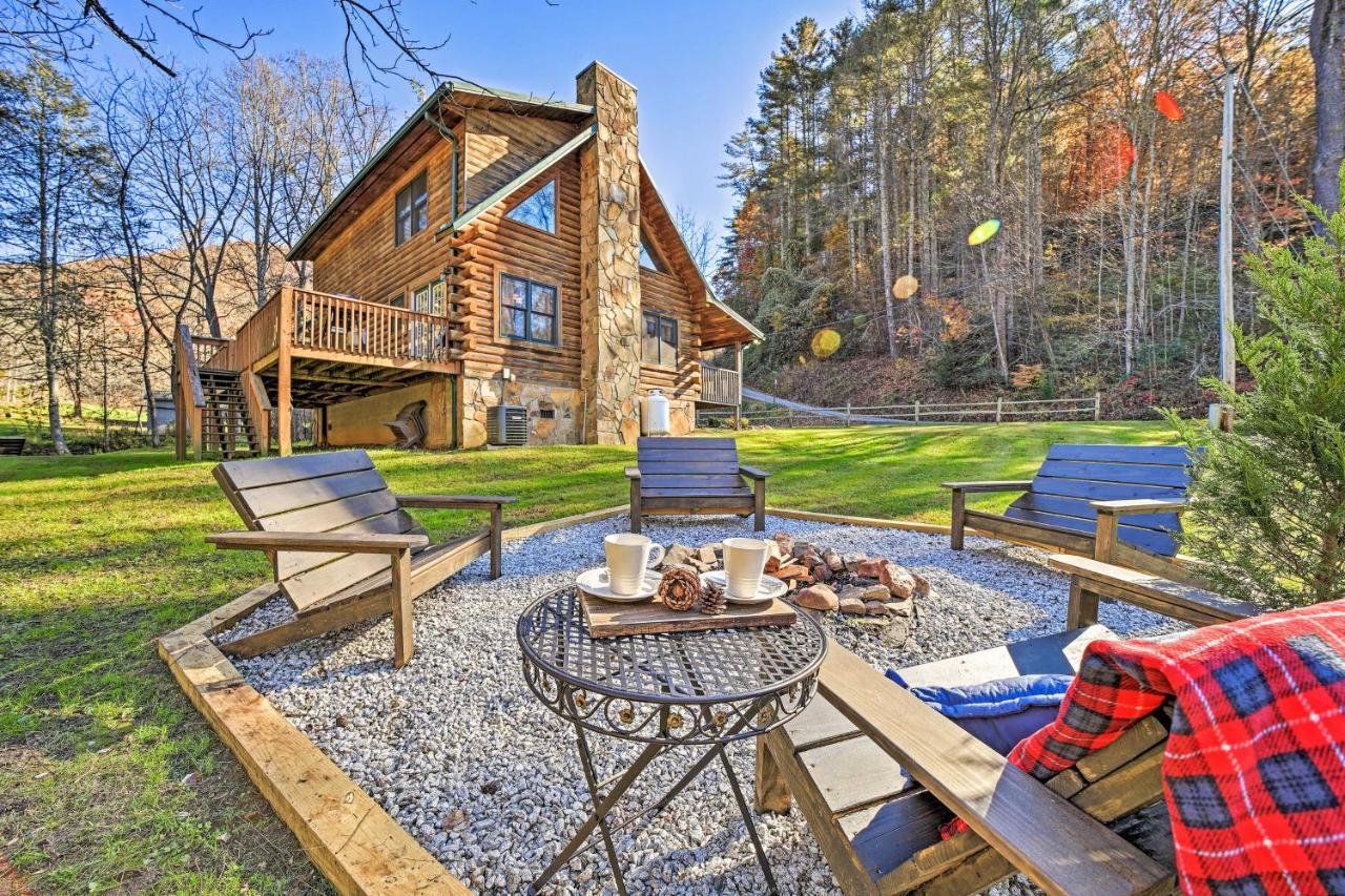 Creekside Bryson City Cabin With Private Hot Tub Bagian luar foto
