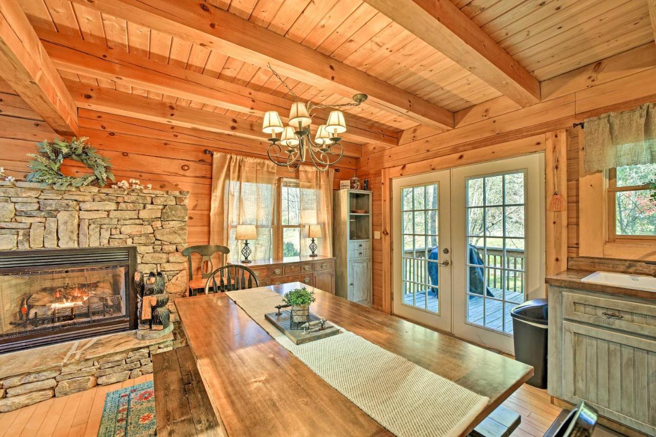 Creekside Bryson City Cabin With Private Hot Tub Bagian luar foto