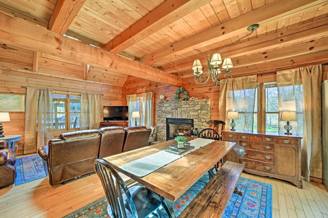 Creekside Bryson City Cabin With Private Hot Tub Bagian luar foto