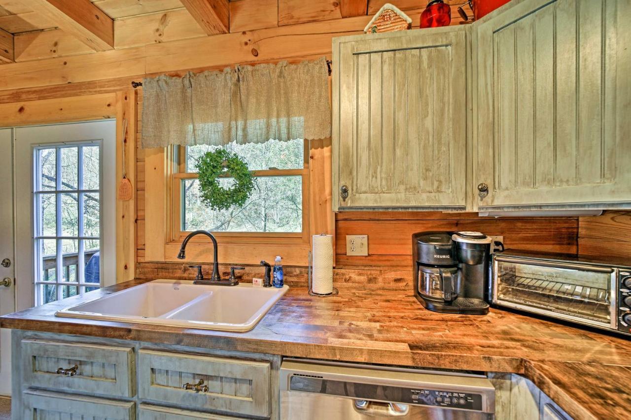 Creekside Bryson City Cabin With Private Hot Tub Villa Bagian luar foto