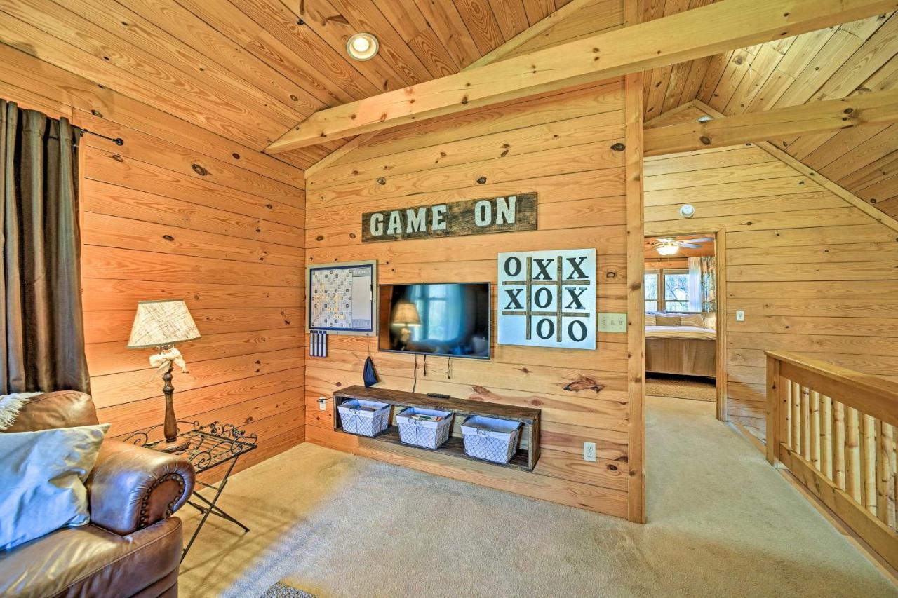 Creekside Bryson City Cabin With Private Hot Tub Bagian luar foto