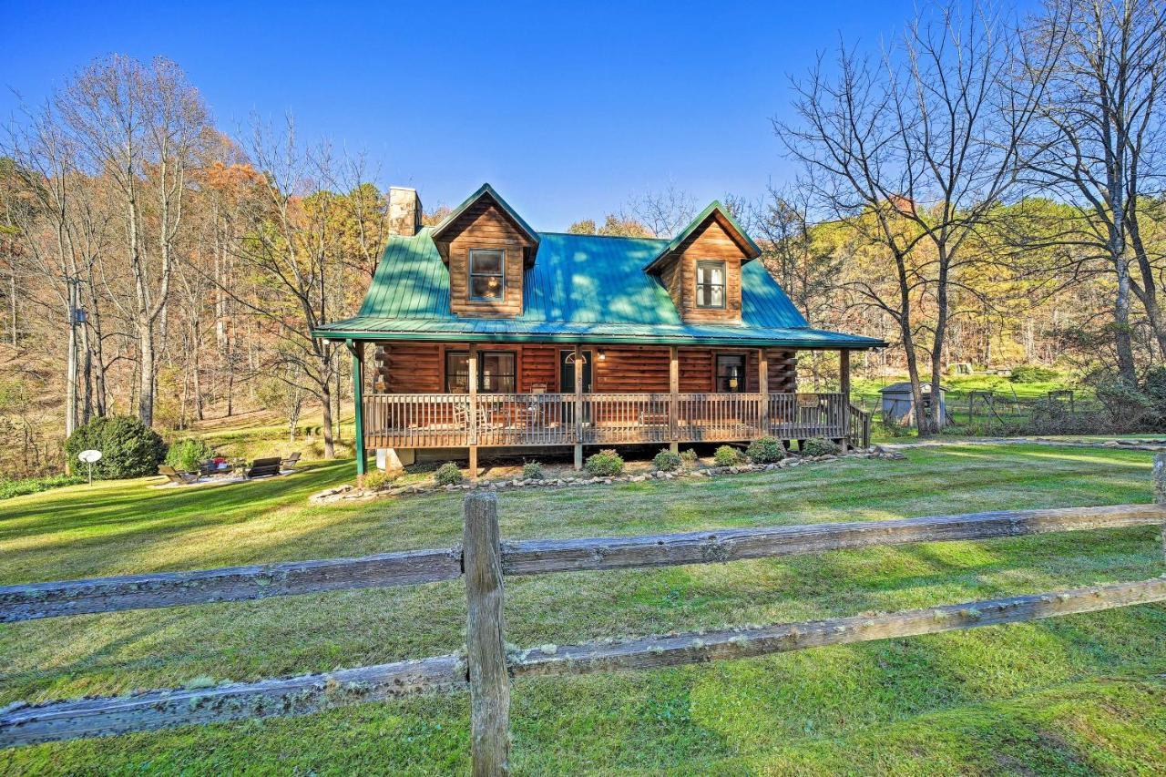 Creekside Bryson City Cabin With Private Hot Tub Bagian luar foto