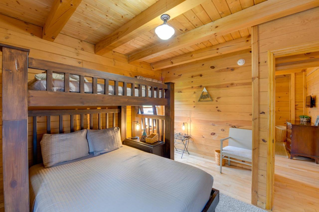 Creekside Bryson City Cabin With Private Hot Tub Bagian luar foto